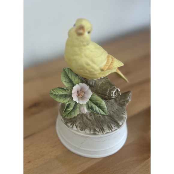 Yellow Bird With Music Box Playing "The Way We Were" Porcelain Figurine 7" - Picture 3 of 9